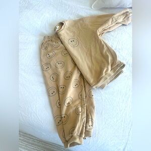 Indy and pills smiley set 5T